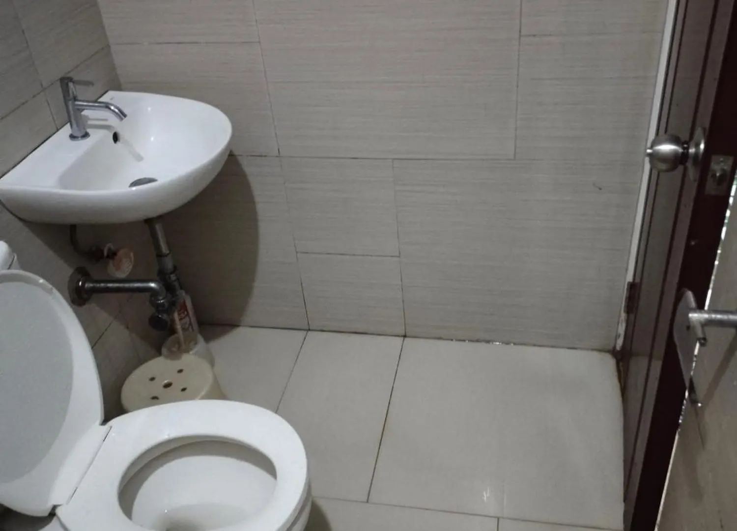 Anuva Residences Manila 0*,